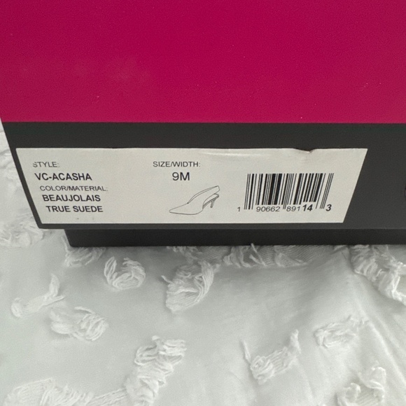 Vince Camuto Heel - Picture 7 of 7